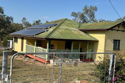 34 FORD STREET TAROOM