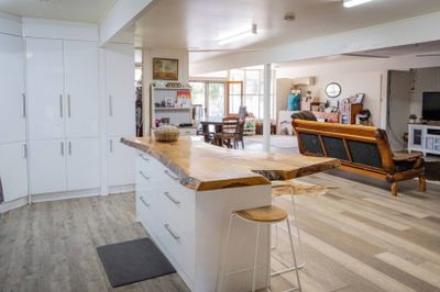 MON-ABRI, 10,000 acres DINGO