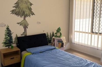 14 B HUTTON STREET TAROOM