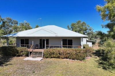 FLAT TOP STATION CLONCURRY